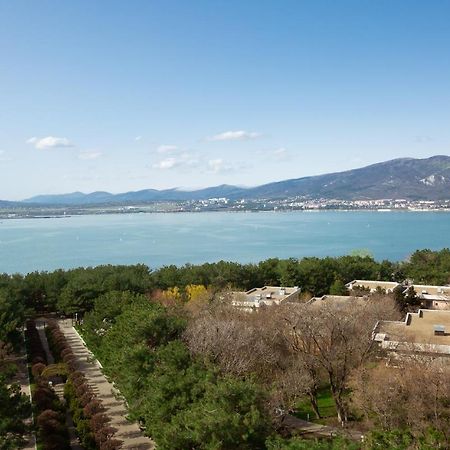 Metropol Grand Hotel Gelendzhik Esterno foto